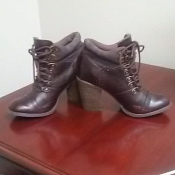 Not Rated Boots - Picture 7 of 8